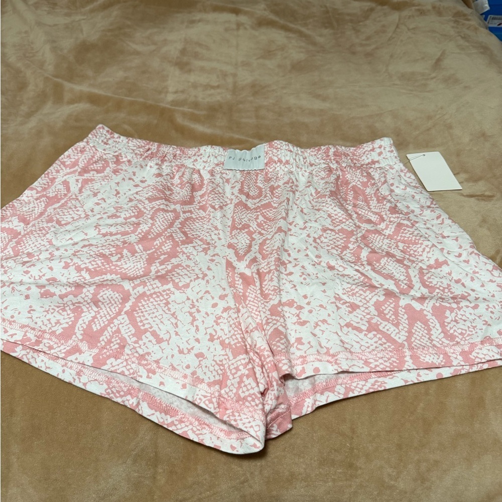 PJ Salvage Pink and White Snakeskin Print Women's Boxer Pajama Shorts Large NWT
